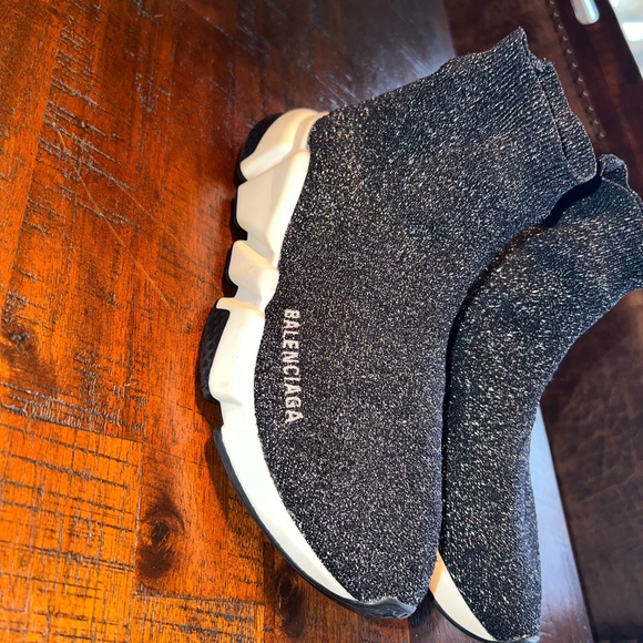 Black/White/Silver Balenciaga. Size 38. - Picture 8 of 12